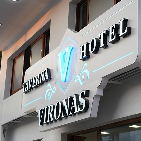 Vironas Hotel Himare Ngoại thất bức ảnh