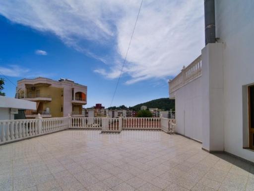 Vironas Hotel Himare Ngoại thất bức ảnh