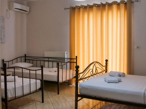 Vironas Hotel Himare Ngoại thất bức ảnh